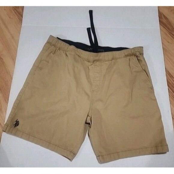 U.S. POLO ASSN. activate/stretch XL  MENS Pull On  Khaki shorts, School Uniform - Picture 1 of 9